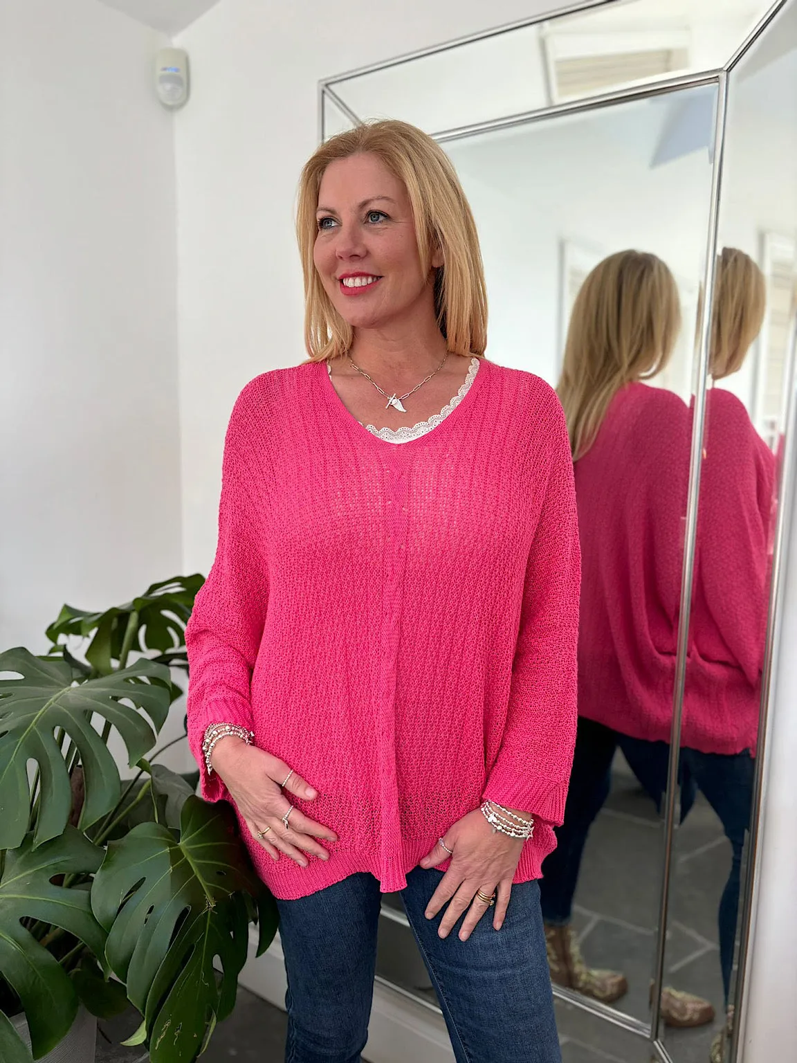 Lipstick V Neck Cable Detail Knit Yasmin