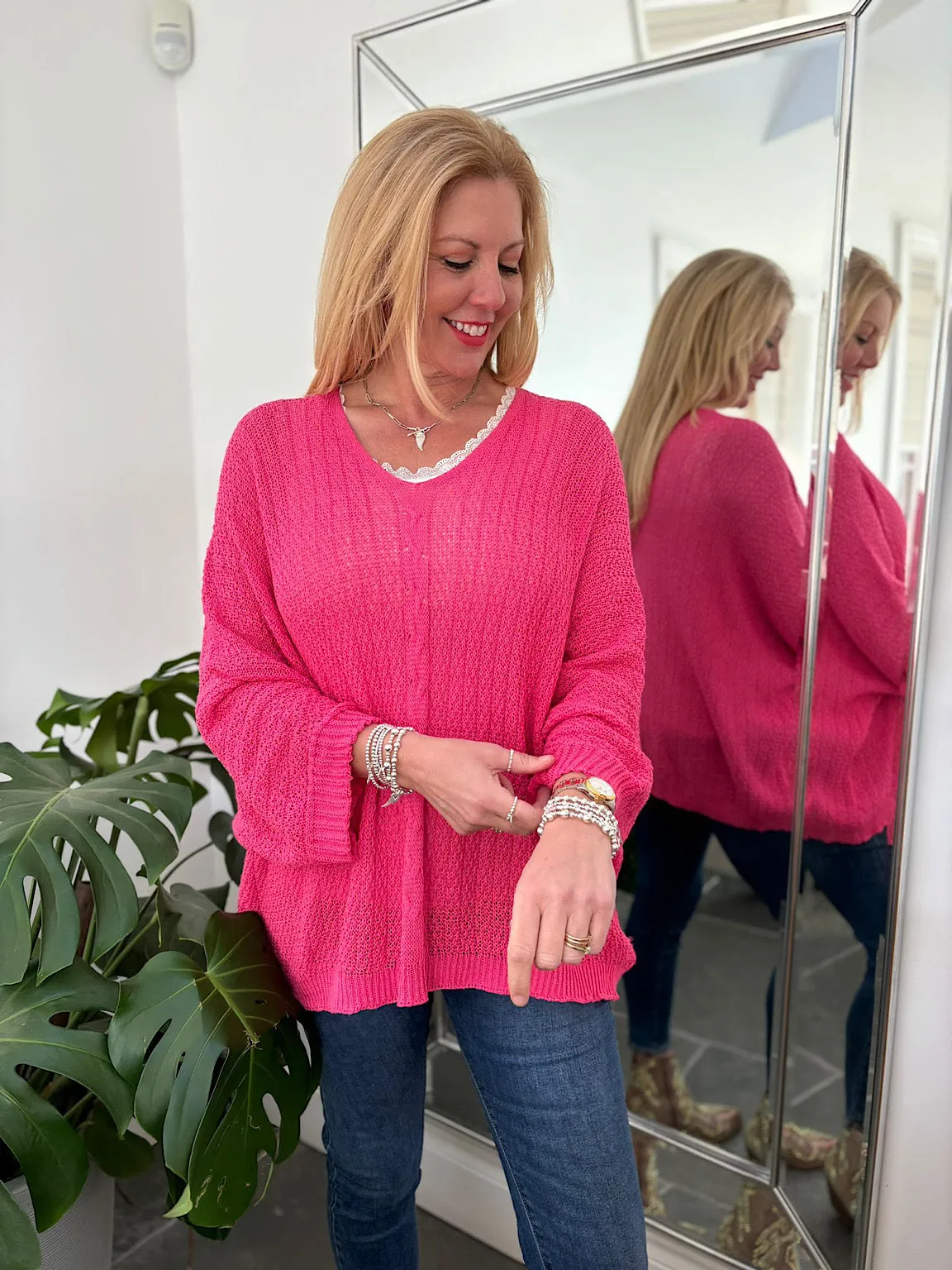 Lipstick V Neck Cable Detail Knit Yasmin