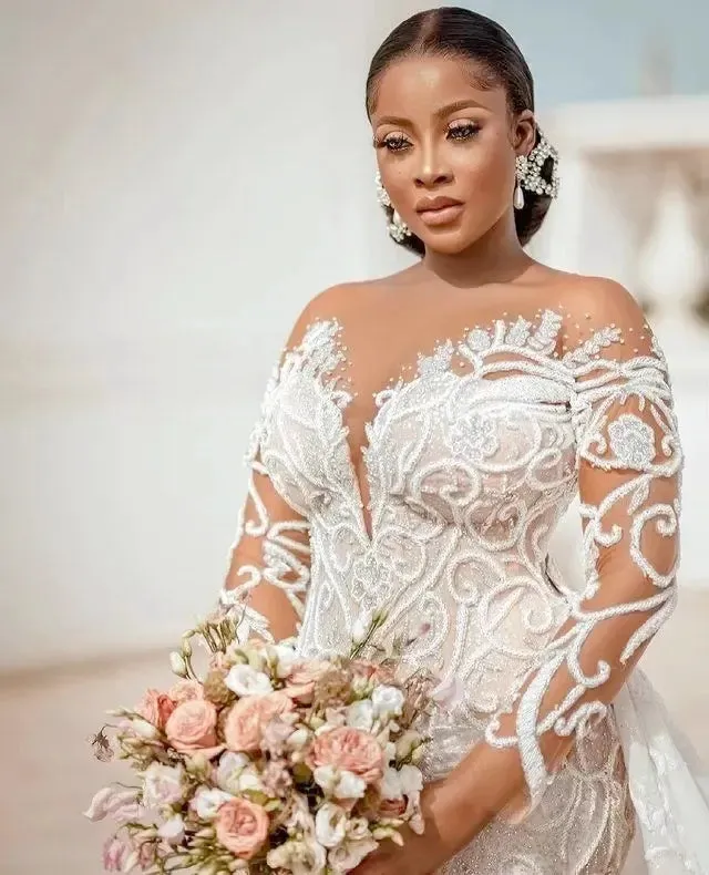 Plus Size Mermaid  Wedding Gowns With Detachable Train Beaded Lace Appliqued Bridal Gown Custom Made Robe de mariee