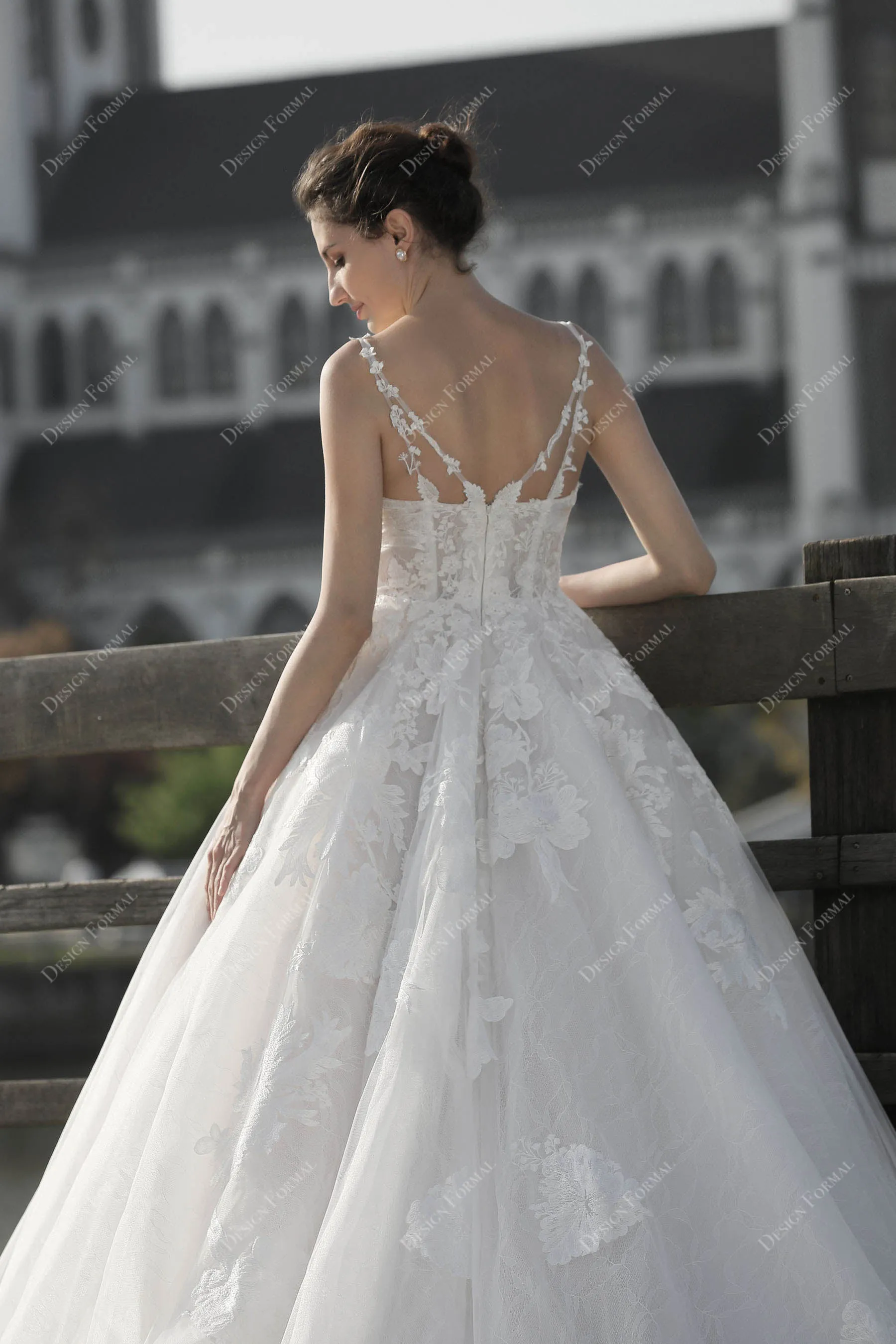 Spaghetti Strap Lace Tulle Princess Ball Gown Bridal Dress