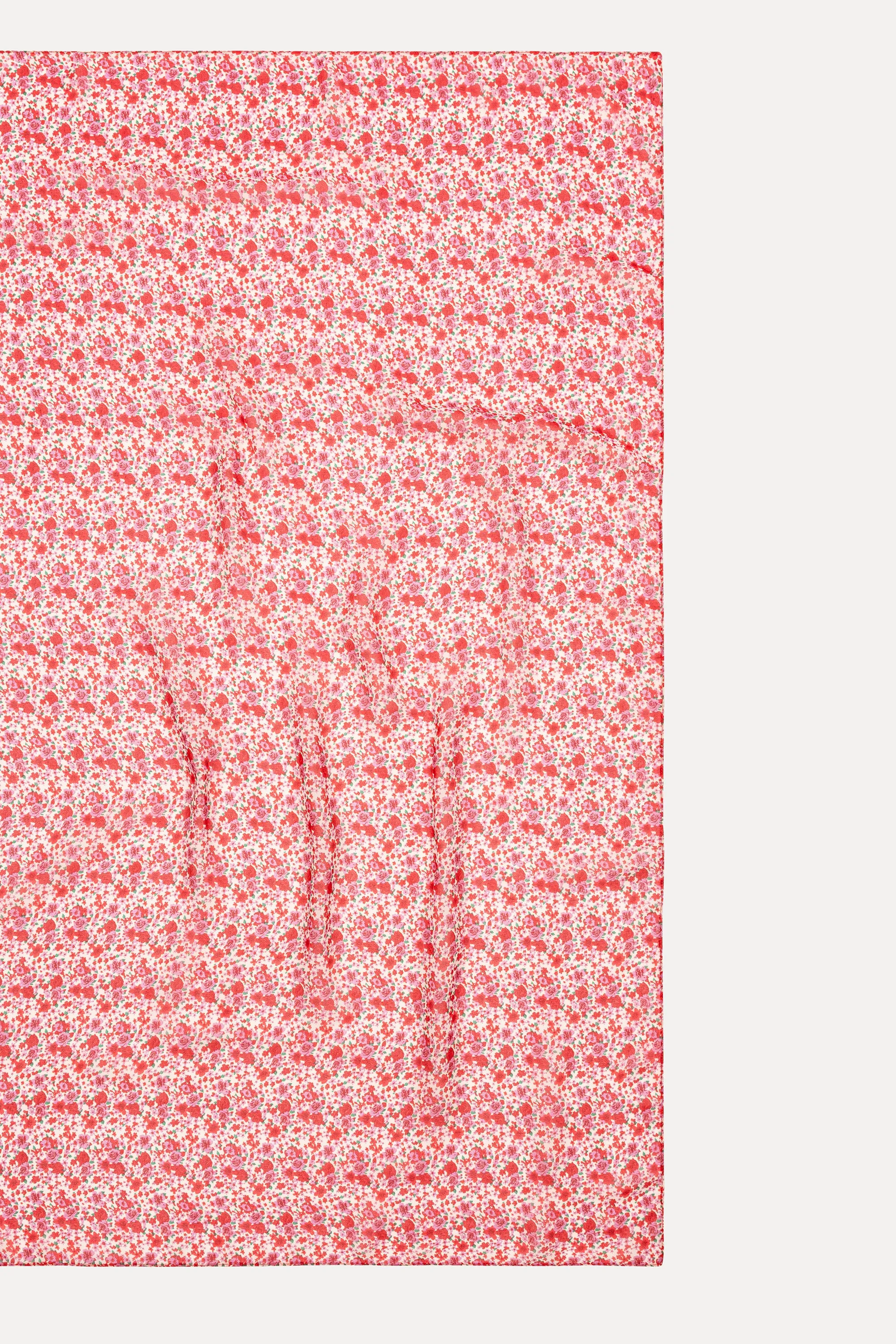 Strawberry Skies Hijab