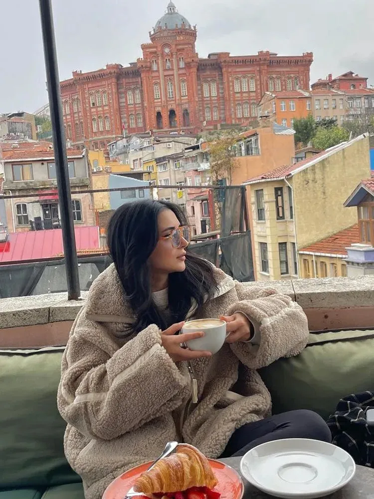 Teddy Fleece Jacket for Women Fake Lamb Wool Jacket Cozy Oversized High Collar Zip-up Coat Fuzzy Winter Outerwear